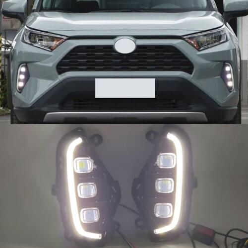 2PCS Car LED Daytime Running Light DRL For Toyota RAV4 2019 2020 2021 Yellow Turn Signal Light Bumper Lamp Fog Lamp