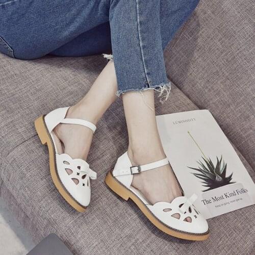 Sandals female fairy flat student simple wild beach shoes 2019 new Baotou female low with single shoes round head