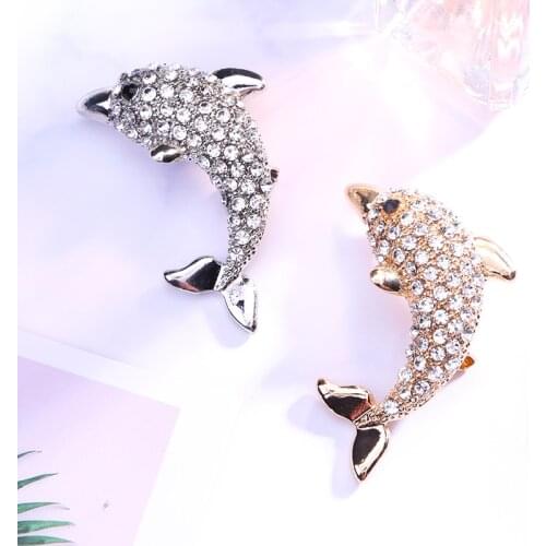 Fashion Lovely Animal Cat Fish Pearl Rhinestone Crystal Brooches Scarf Buckle Brooch For Women Men Party Clothes Jewelry Gift