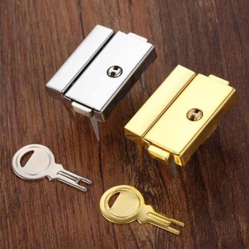 33*25mm Box Hasps Zinc Alloy Lock Toggle Catch Latches for Jewelry Suitcase Buckle Clip Clasp Vintage Hardware