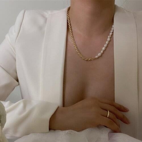 2020 Korean retro chain natural pearl necklace female cold wind pearl European and American necklace baroque pearl necklace