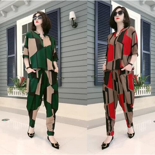 Middle-aged Women Ice Silk 2 Piece Set Summer Clothing Short Sleeve Print Tops and Pants Suits Plus Size 4XL Two-piece 2021 Y872
