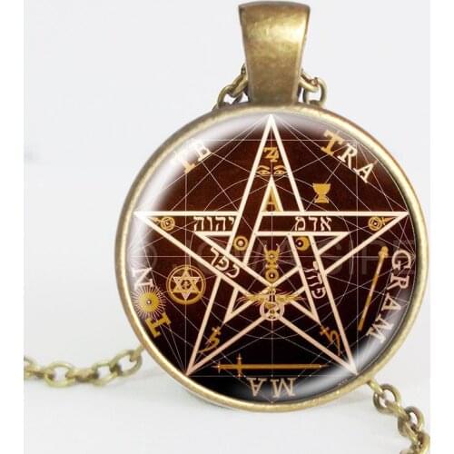 2017 Newest Personality pentagram glass Pendant Necklace charm Wiccan necklaces charms Occult pendants Jewelry 3 colors