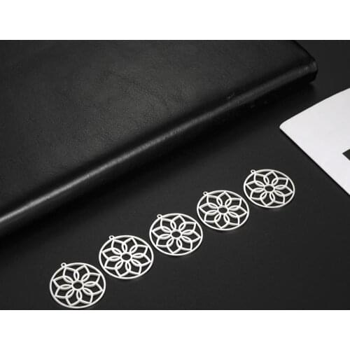 My shape 5 pcs Hollow Out Flower Charms for Jewelry Making Stainless Steel Fashion Necklace Key Chain Pandent Charms Accessories