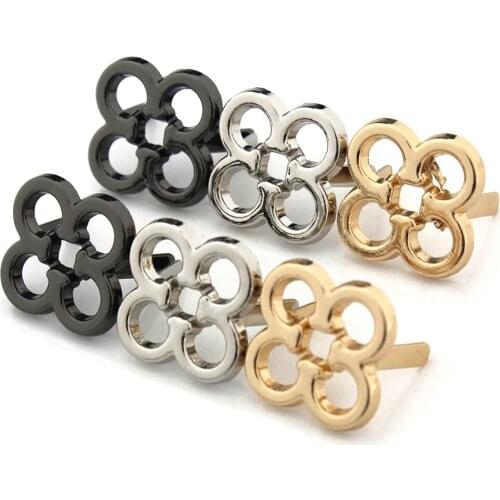 2pcs Metal Flower Shape Decorated Buckle Bag Fashion Clip Buckle Hardware for Leather Craft Bag Handbag Shoe DIY Accessories