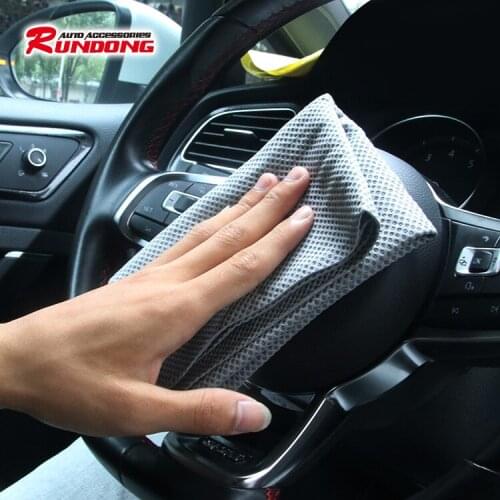 One-sided embossed synthetic deerskin towel wash pet wipe towel black drum 43*32CM