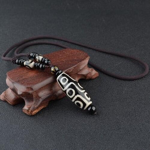 Nine Eye Tibet Dzi Pendant Drop Choker Nacklace Natural Stone Materials Fashionable Style Tibet Heaven Bead Bring Good Luck