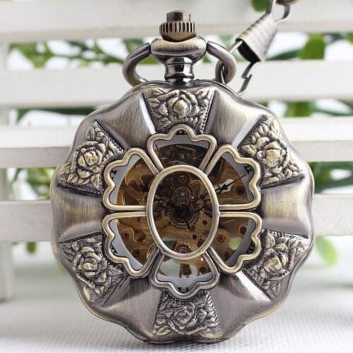 Mechanical Pocket Watches Copper Pocket Watch Wind Up Steampunk Clock Pendant Chain Hollow Flower Christmas Gift TJX020