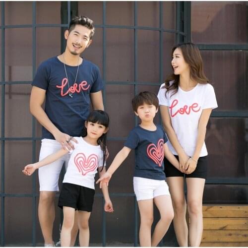 RABITUDE Clothes For A Family Photo Shoot