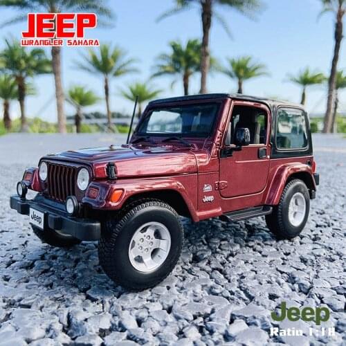 Maisto 1:18 JEEP Wrangler SAHARA off-road vehicle Alloy Retro Model Car Decoration Collection gift Die casting manufacturing
