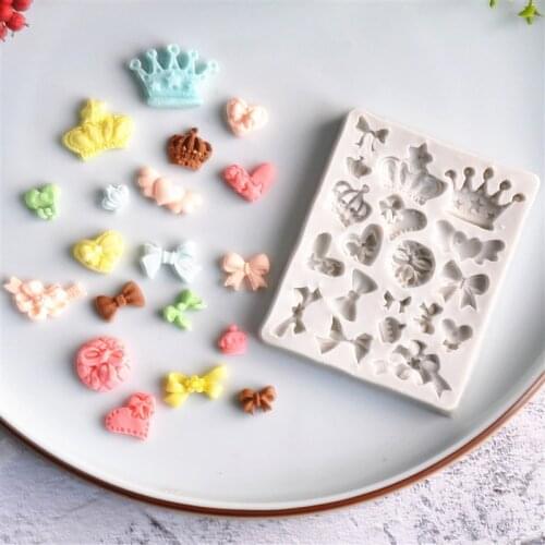 Cartoon Crown & Bow Tie Silicone Fondant Cake Mold Cupcake Jelly Candy Chocolate cake Decoration Baking Tool Moulds