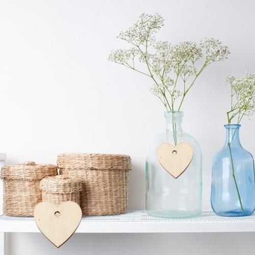 Heart Shape Perforated Decorative Wood Chips Suitable For Home Decoration For Weddings Parties Creative DIY And Decorations C6K8