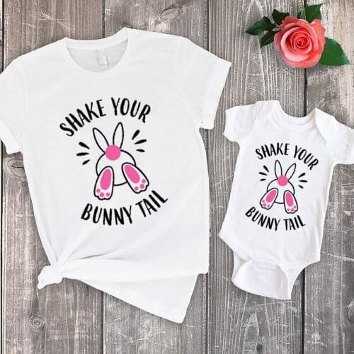 Mommy and Me Clothes Easter Shake Your Bunny Tail Mama Family Matching Tshirt Little Girl Tops Baby Clothing Print Tee