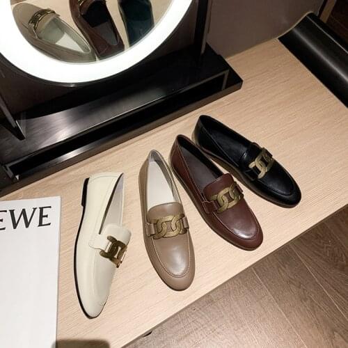 Spring little shoes female 2021 New England wind loafers joker flat shoes lazy shoes female a pedal