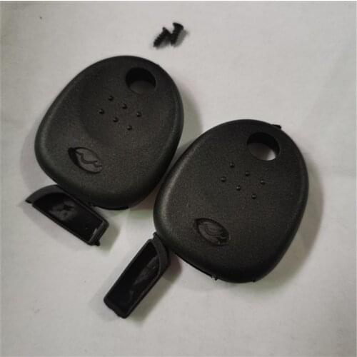 DAKATU Transponder Chip Key Shell Case For HYUNDAI Coupe Tucson Elantra Accent Santa Fe i10 Car Key shell head no blade