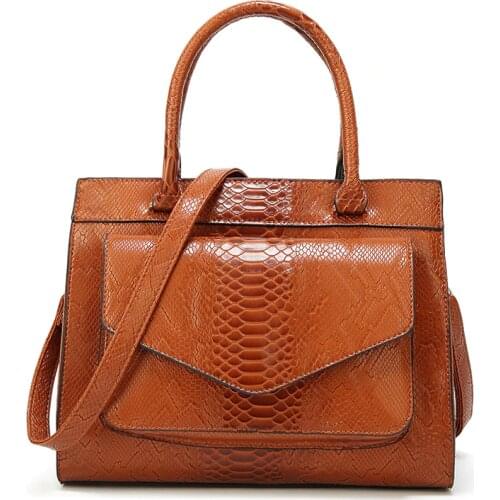 Elunico Fashion Woman Bag Luxe Cuir Serpentine Womens Leather Handbags with Pouch Ladies Trunk Tote Bolsos Women Messenger Bag