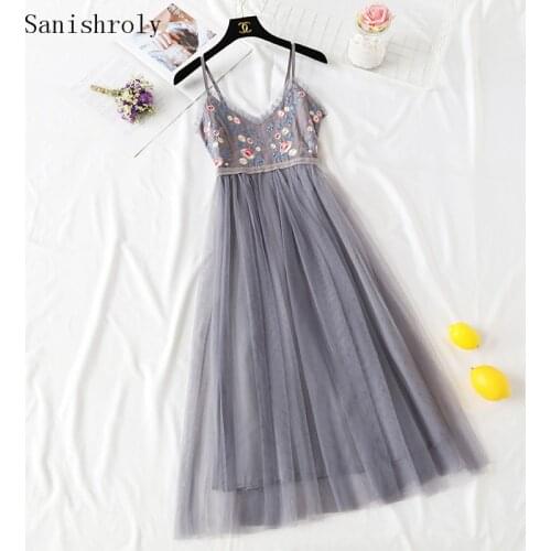 2021 Women Floral Embroidery Lace Dress Sexy V Neck Backless Mesh Spaghetti Strap Dress Female Sleeveless A Line Long Vestidos