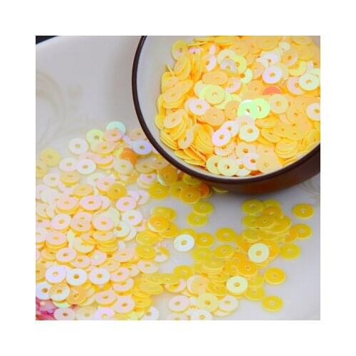 50g (10000pcs) 4mm Flat Round PVC Sequins PVC DIY Sewing Yellow AB 2017 New Confetti