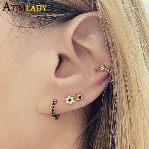 Minimal delicate white flower stud earrings with tiny cz paved gold color earring for cute girls lady women shiny earrings