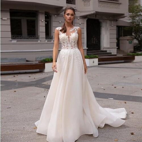 Sheer Scoop Illusion A Line Wedding Dresses Charming Lace Appliques Off Shoulder Buttons Back Vestido de Noiva Bridal Gowns
