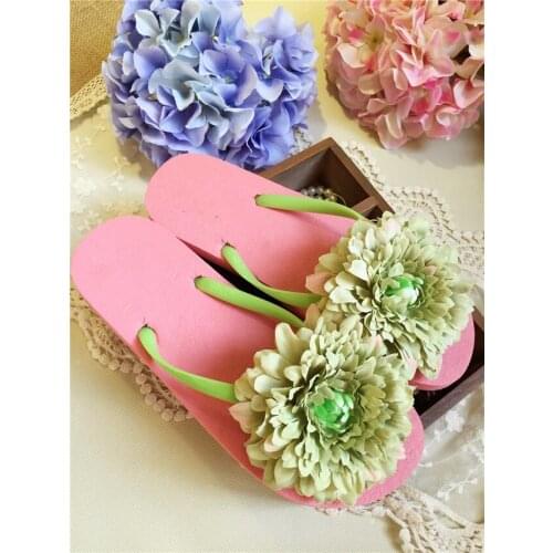 HAHA FLOWER New summer hot sweet seaside sandals fashion soft slippers handmade flowers slippers Flip flops