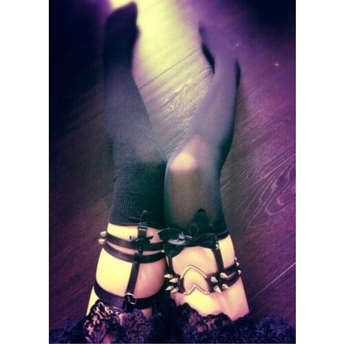 Sexy Fashion Harajuku metal punk Goth Multi Color Leg ring handcrafted Rivet Faux leather Big heart garters Belt Free Shipping