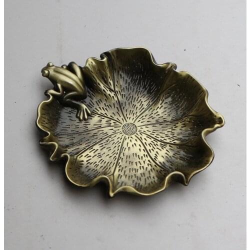 Collectable Chinese Brass Carved Lotus Leaf Frog Writing-brush Washer Exquisite Small Statues