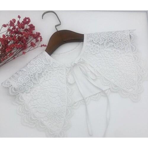 Sitonjwly Lace Floral Lapel Fake Collar Shawl for Girls Shirt Dress Detachable Collars Lapel Necklace Female White Nep Kraagie