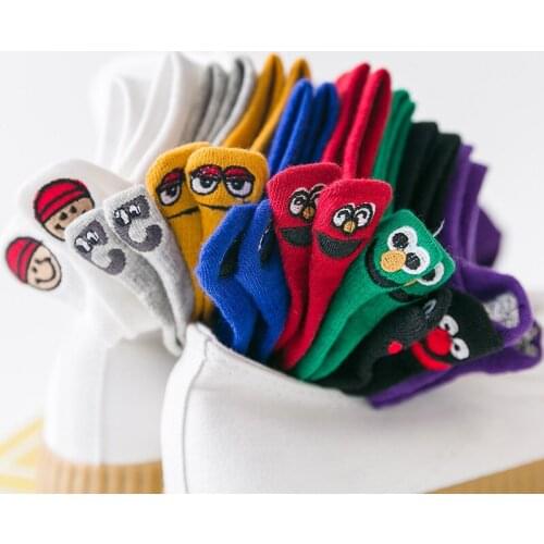 High-Quality Colorful Smiley Face Embroidery Men Women Cartoon Novel Funny Boat Socks Hip-Hop Trend Cotton New Year Socks 2021