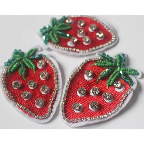 1 Piece Applique Sequin Strawberry Patches for Clothes Sewing on Patch Beading Applique Clothes Bags DIY Accessories