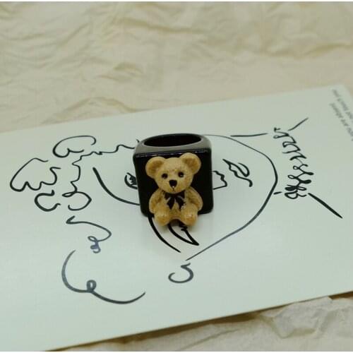 Freeromance White Rings