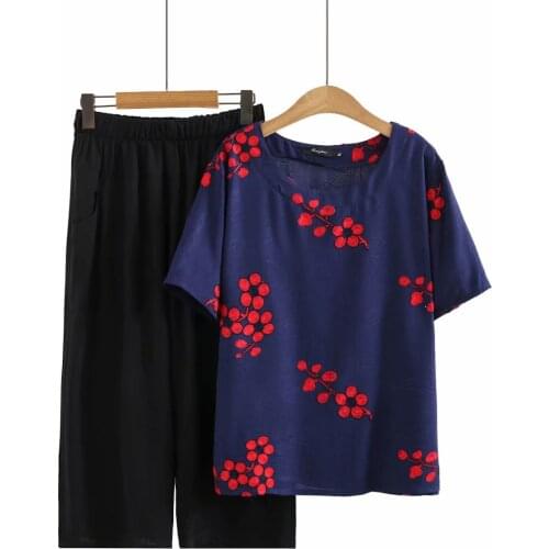 Plus size short sleeve O-Neck Embroidery tshirts and black calf-leng pants women sets 2021 Casual summer ladies 2 pieces female