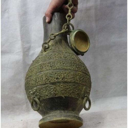 Chinese Royal Bronze Carved Wild Animal kettle Bottle Flask Vase Water Wine Pot