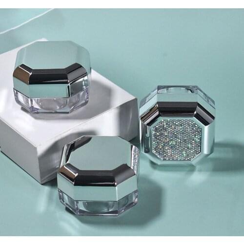 50pcs 8g Plastic Empty Powder Case Face Powder Makeup Jar Travel Kit Blusher Cosmetic Makeup Containers with Puff