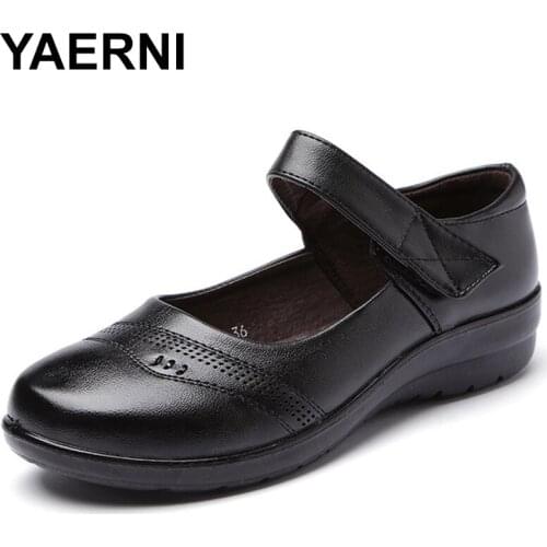 YAERNI Women Mary Janes Flats Shoes Leather Round Toe Non-slip Rubber Ballet Flats Career Nurse Black Flat Shoes E712