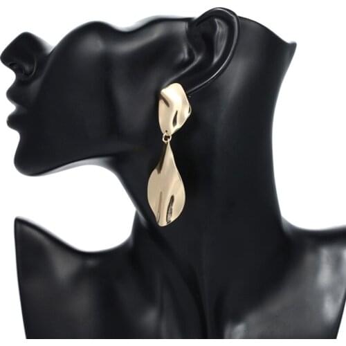 Women Earrings Gold Unusual Sequin Earrings for Women Korean Vintage Geometry Metal Earrings 2021 Trendy Fashion Female Jewelry