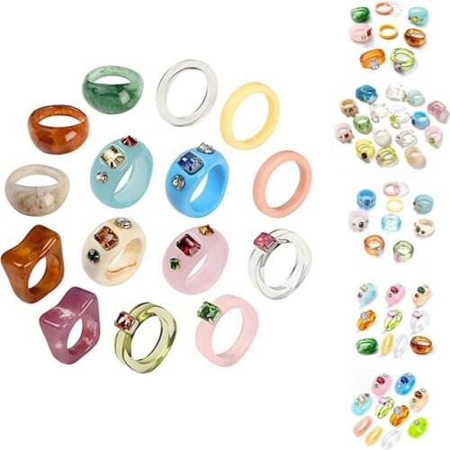 Acrylic Resin Rings Y2K Multiple Color Diamond Finger Rings Set Advance Resin Ring For Women Unisex Fashion Charm Finger Rings