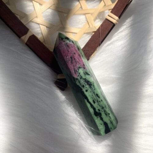 Natural ruby gemstone quartz point stone Energy for home decoration