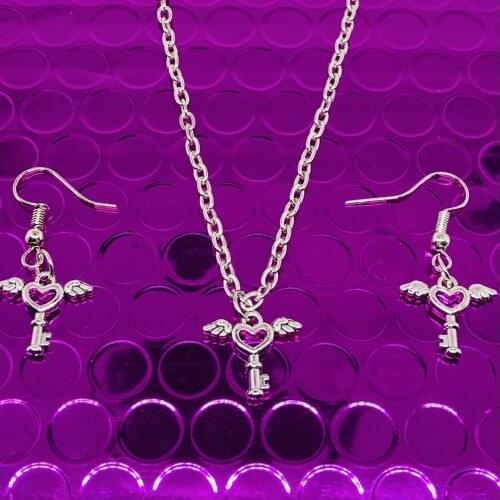 Love Key Wing Stud Set Gothic Heart Necklace for Women Kpop Punk Vintage Womens Neck Chain Pendant Best Friend Goth Accessories