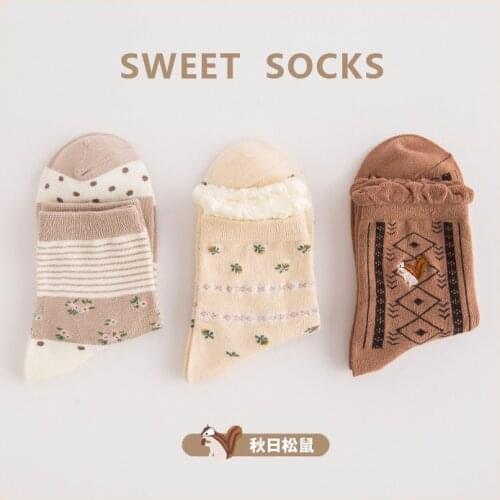 3 Pairs/Set Woman Socks Autumn Squirrel Soft Cotton Design High Quality Kawaii Lolita style Girl Gift Womens Socks Sett