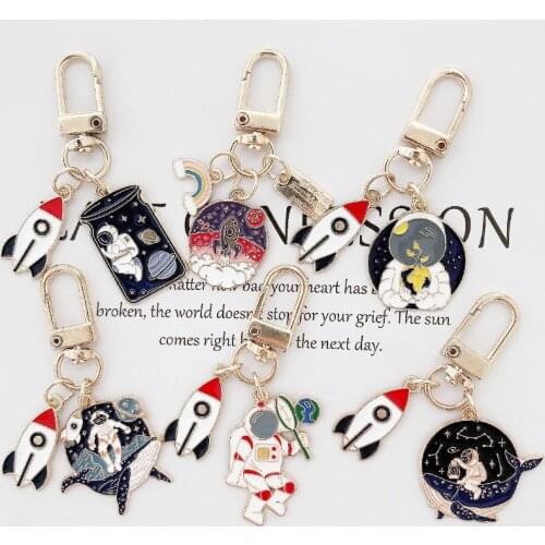 Tiny Cartoon Whale Star Rocket Cosmonaut Keychain Metal Charm Universe Spaceman Astronaut Key Ring Couple Bag Car Jewelry Gift