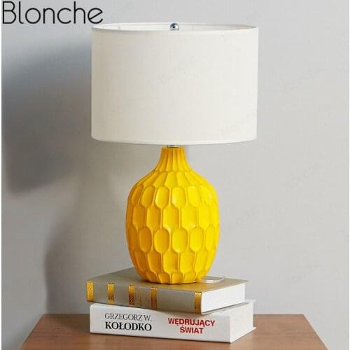 Modern Yellow Led Table Lamps Pineapple Resin Desk Lights for Bedroom Living Room Study Bedside Home Decor Lighting Fixtures E27