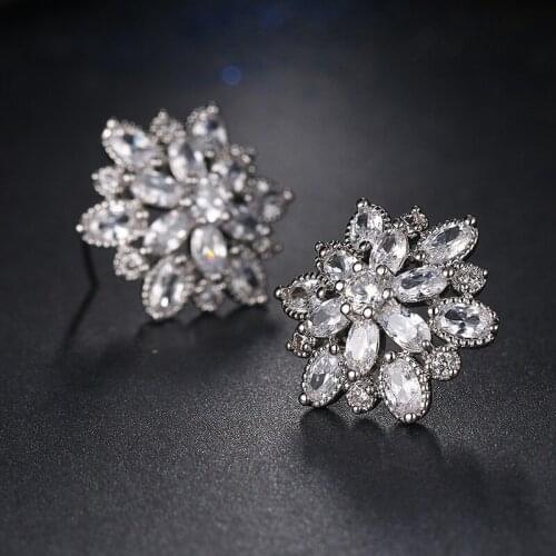 Ekopdee 2021 Classic Retro Cubic Zirconia Stud Earrings For Women Zircon Flower Statement Earring Female Wedding Jewelry New