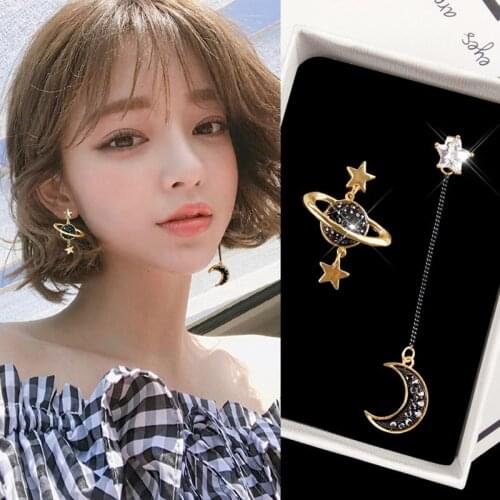 New Fashion Korean Asymmetrical Star Moon Earrings Women Temperament Earring Long Personality Ear Jewelry Exquisite Earrings