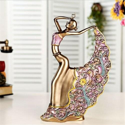 1 pcs European Peacock Female Figure Statue Pavaner Crafts Ornaments Home Decorative Accessories Sculpture Dancer