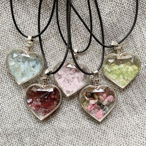 Natural Crystal Stone Carved Quartz Chips Beads Mini Healing Tumbled Stones Bulk Heart Shaped Pendant Diy Necklace 1pc