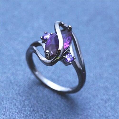 Charm Female CZ Color Crystal Ring Vintage Gun Black Engagement Rings for Women Luxury Torsion Arm Zircon Wedding Band Ring