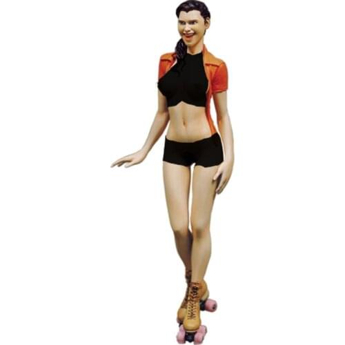 1/12 Girl skating Resin Figure Building Kit