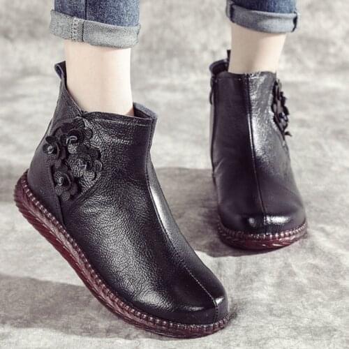 Women Shoes 2021 New Winter Plush and Thickened Big Size 42 Women Boots Non-slip Soft Sole Genuine Leather Black Boots Wome