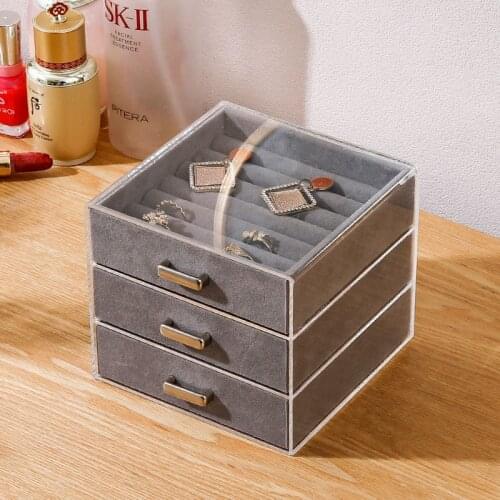 JMjermyn Jewelry Stands